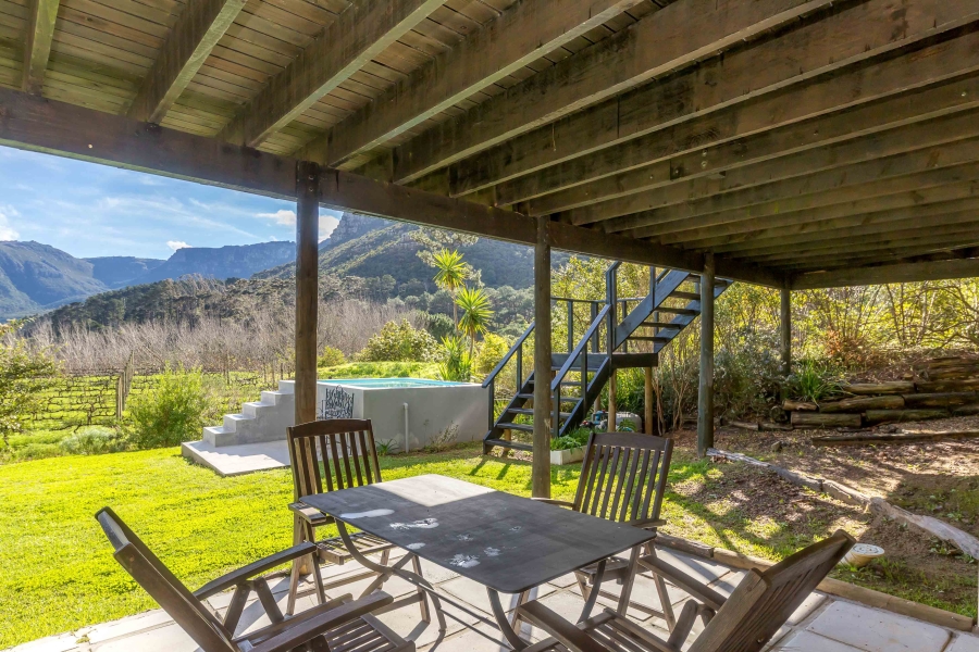 To Let 3 Bedroom Property for Rent in Constantia Nek Estate Western Cape